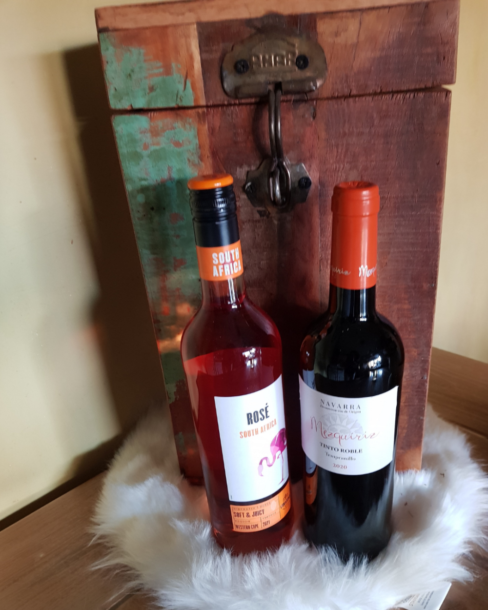 Houten kistje voor 2 flessen wijn