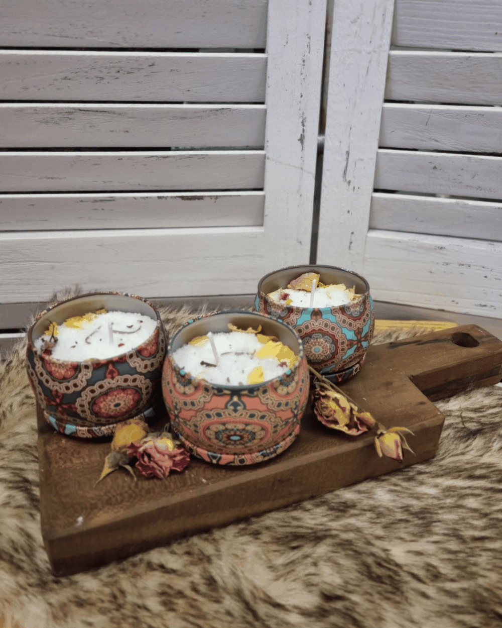 Kaarsenzand winterdreams/Jasmijn in Kashmirblikjes Kaarsenzand winterdreams/Jasmijn in Kashmirblikjes